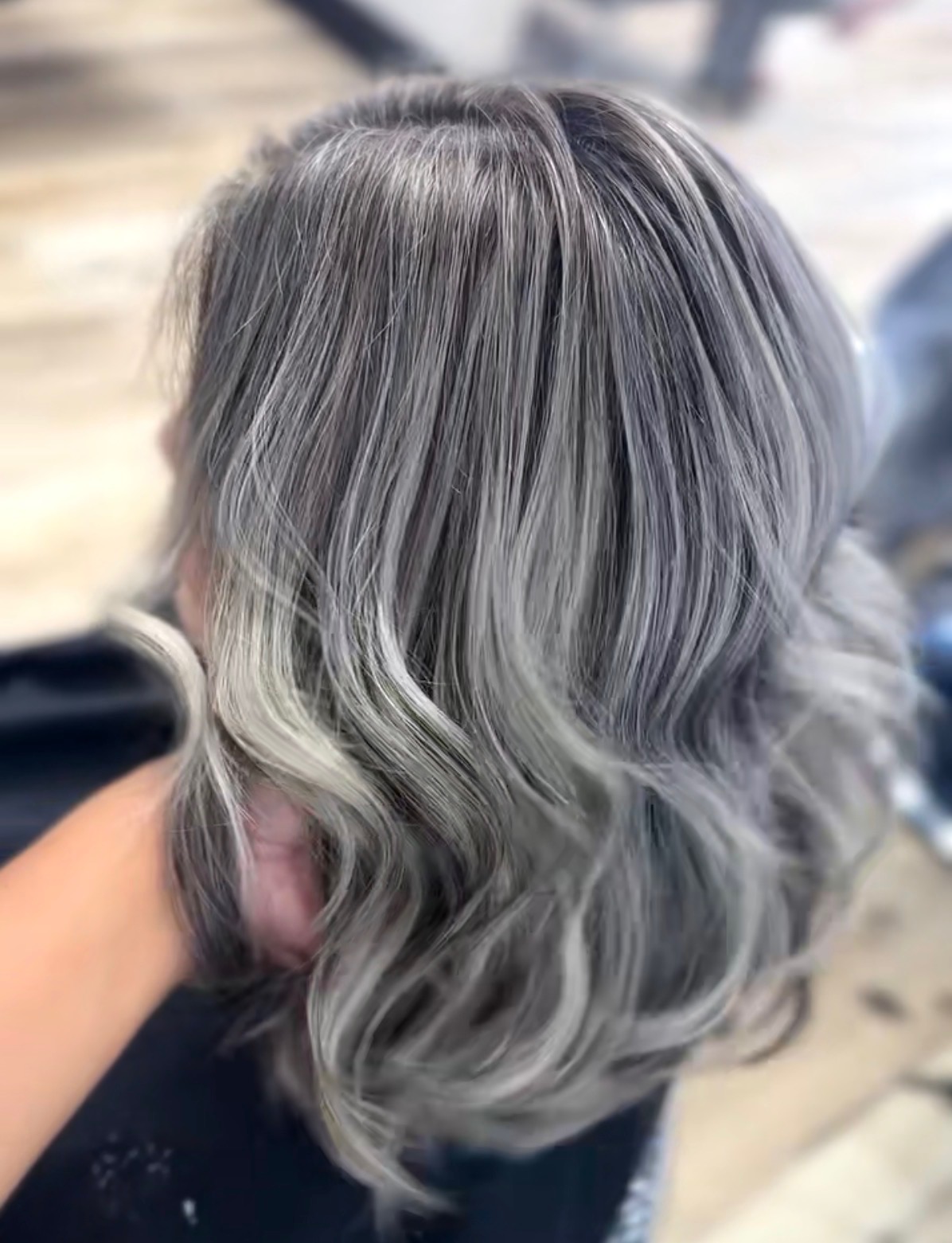 Women's haircut